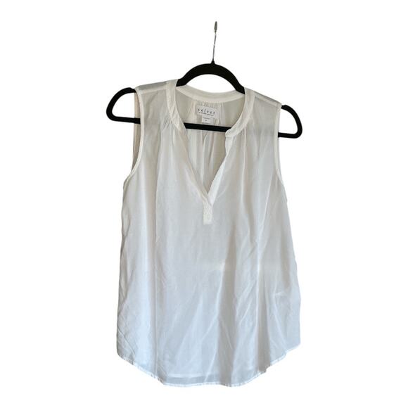 NWT Velvet by Graham & Spencer White Sleeveless Blouse, S - Picture 1 of 3